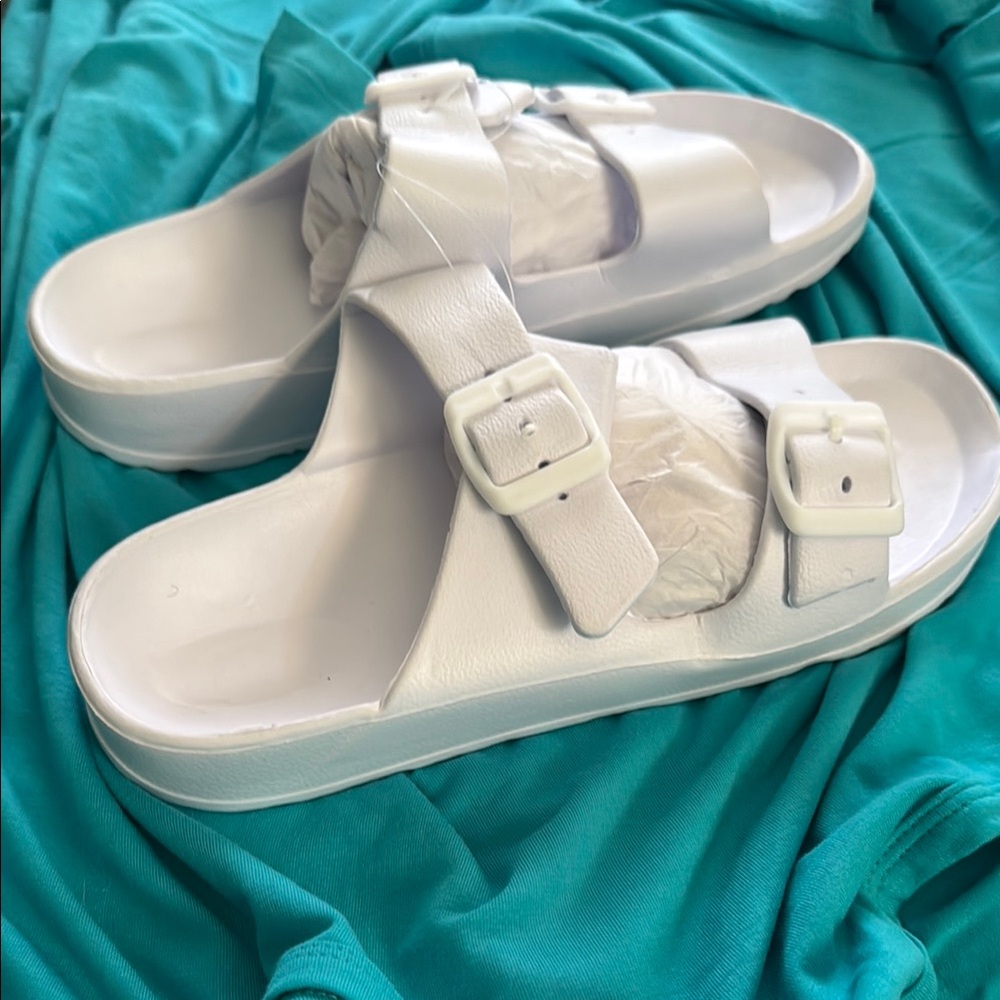 Ultimate Summer White Buckle Strap Sandals